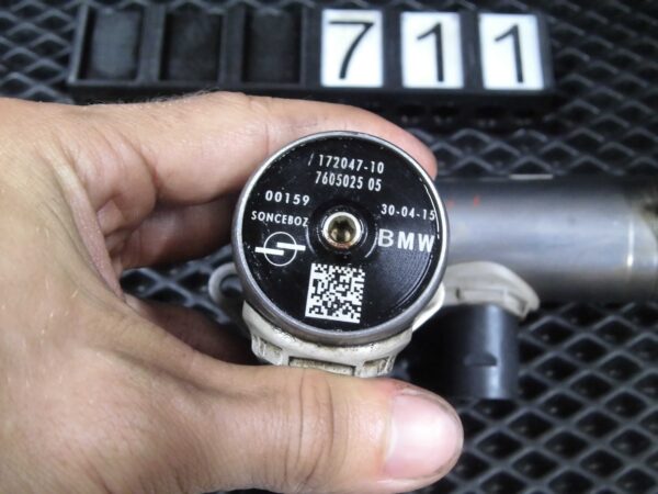 BMW Моторчик вальветроника, сервопривод эксцентрикового вала, актуатор N63/S64, 7605025
